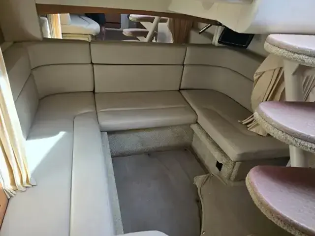 Sea Ray Sundancer 320