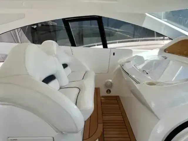 Sunseeker Predator 68