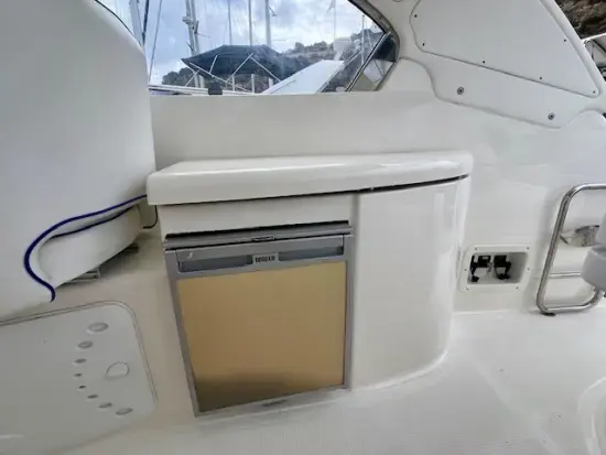 2008 Bavaria 33 hard top