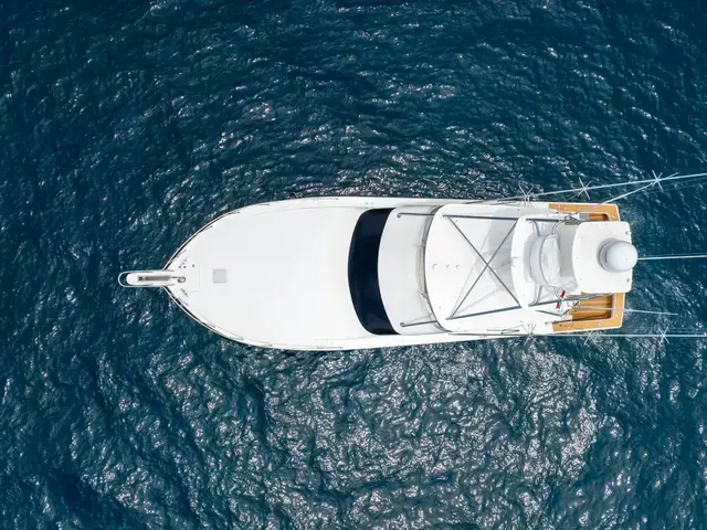 Viking Yachts 52'