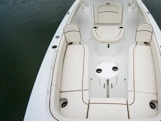 Sea Hunt Escape 25