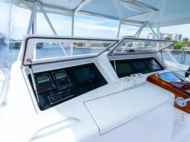 Viking Yachts 52'