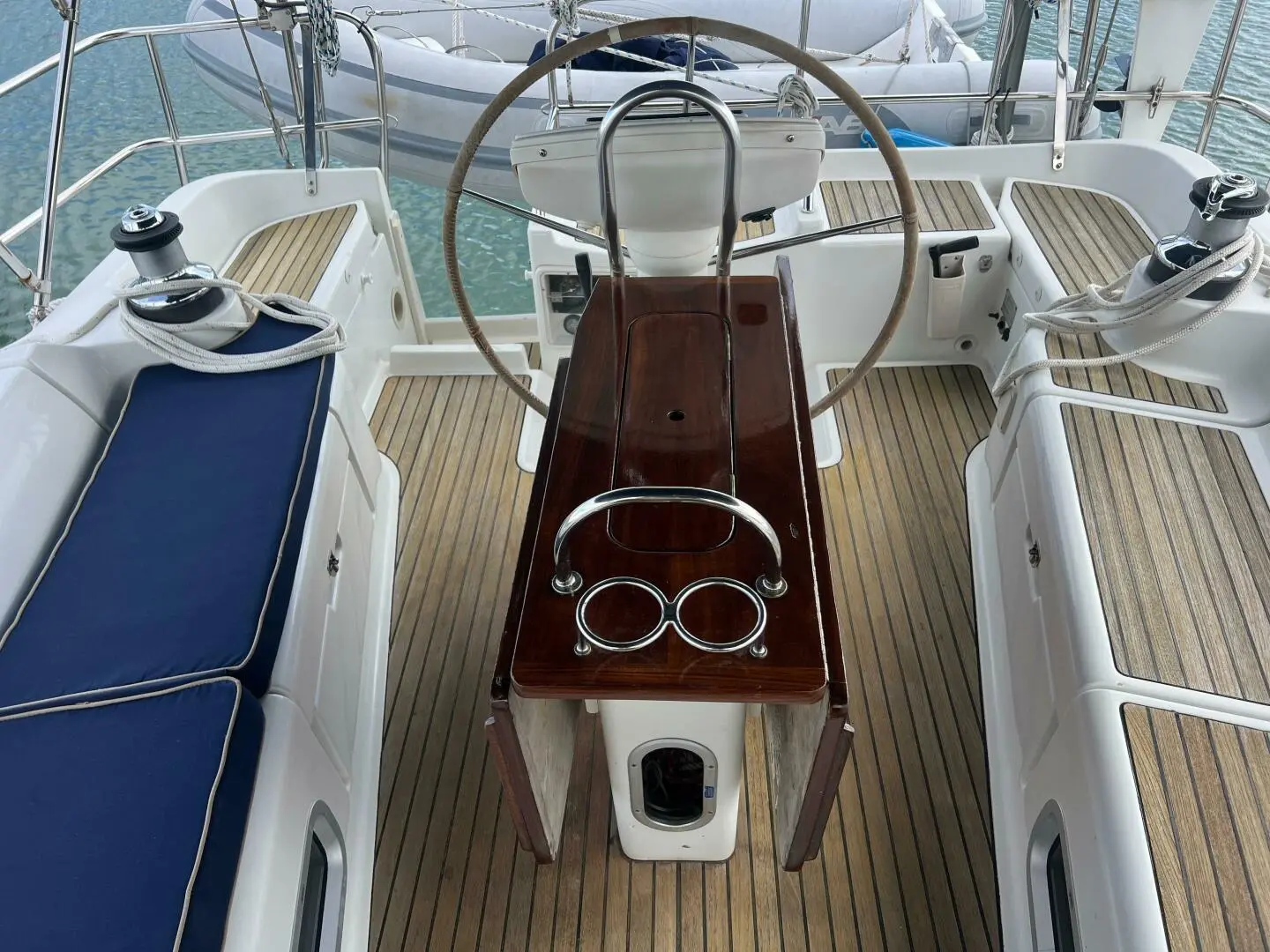 2002 Jeanneau sun odyssey 43 ds