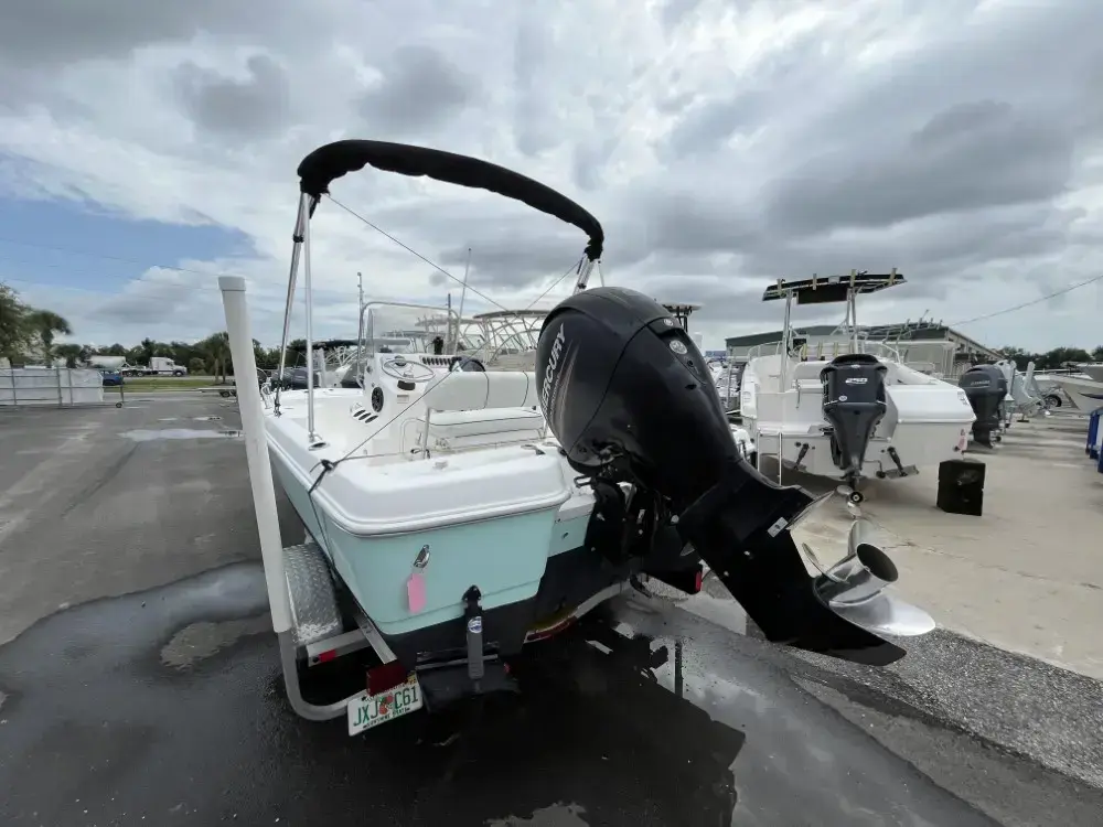 2004 Cobia Boats 184 cc