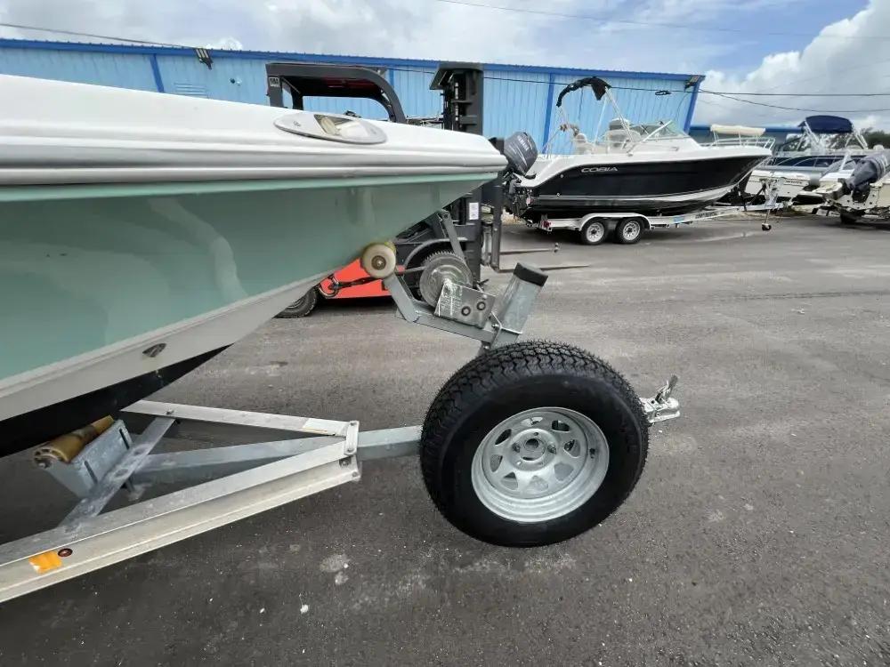 2004 Cobia Boats 184 cc