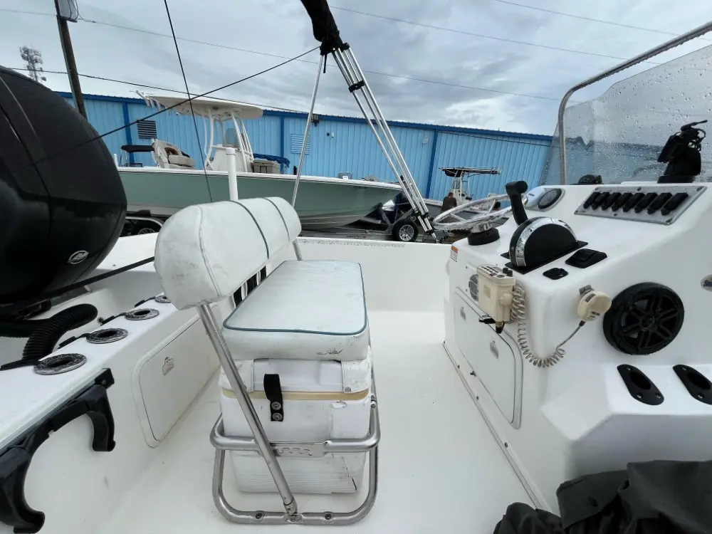 2004 Cobia Boats 184 cc