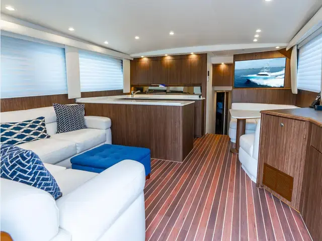 Viking Yachts 52'