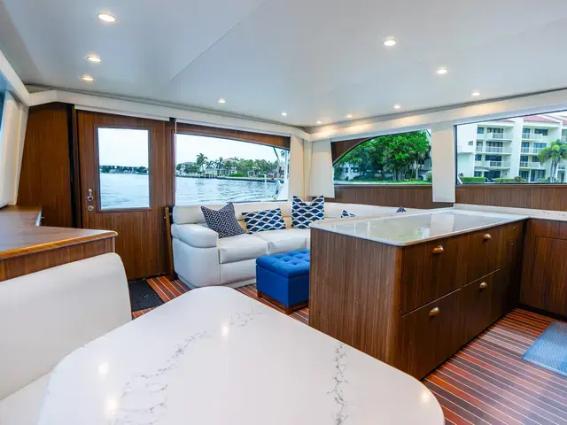 Viking Yachts 52'