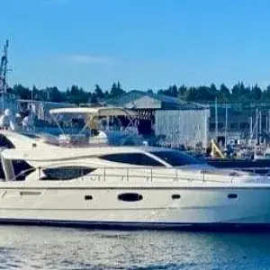 2006 Ferretti Yachts 55'