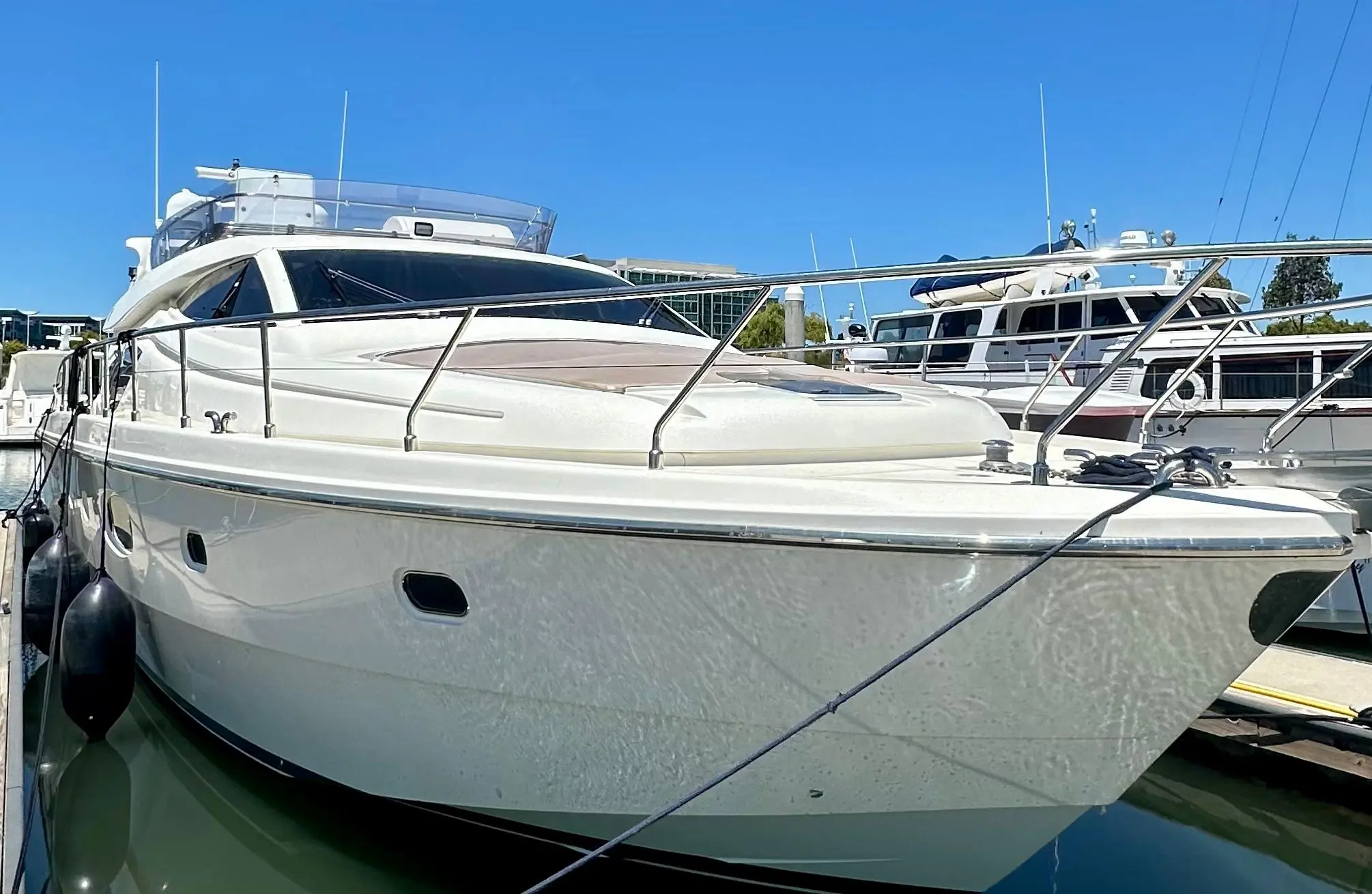 2006 Ferretti 55'