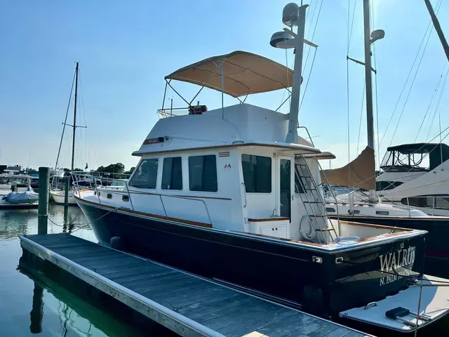 Sabre 42' for sale in United States of America for $310,000 (£240,930)