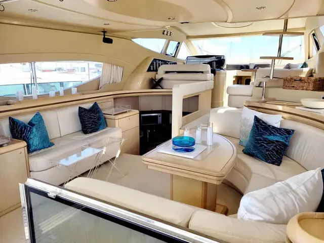 Ferretti Yachts 550