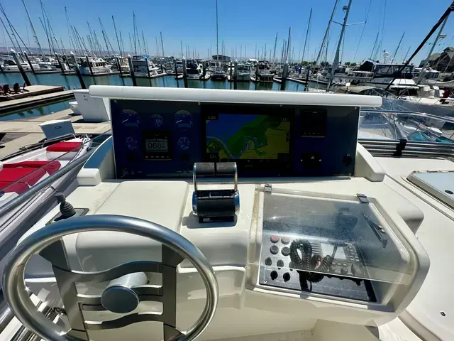 Ferretti Yachts 550