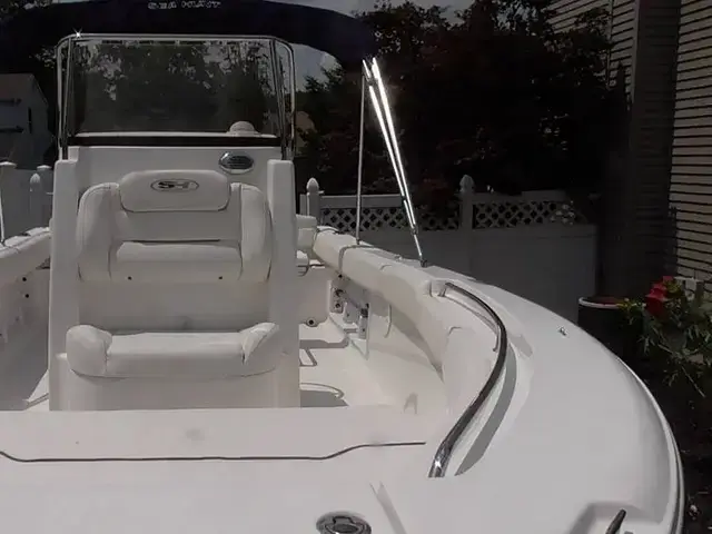 Sea Hunt Boats 196 Ultra