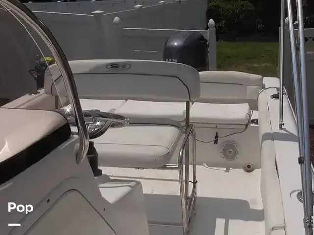 Sea Hunt Boats 196 Ultra