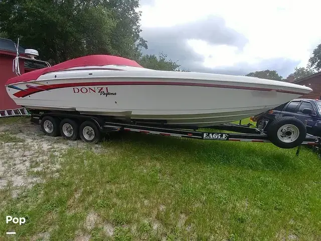 Donzi Boats 33 Daytona