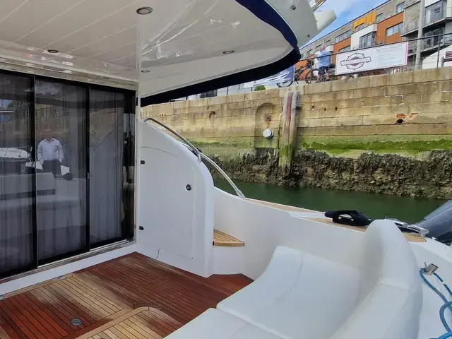 Princess 42 Flybridge