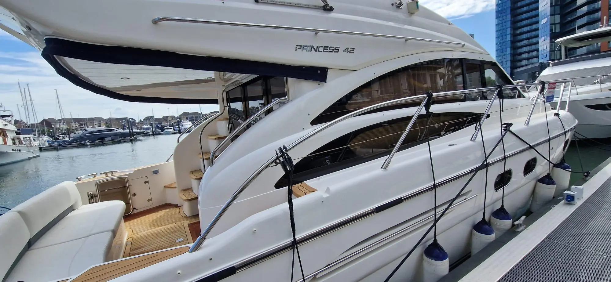 2007 Princess 42 flybridge