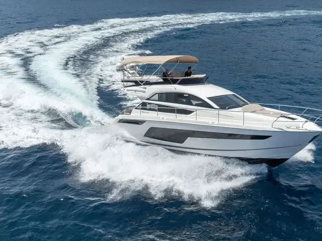 Fairline Squadron 48