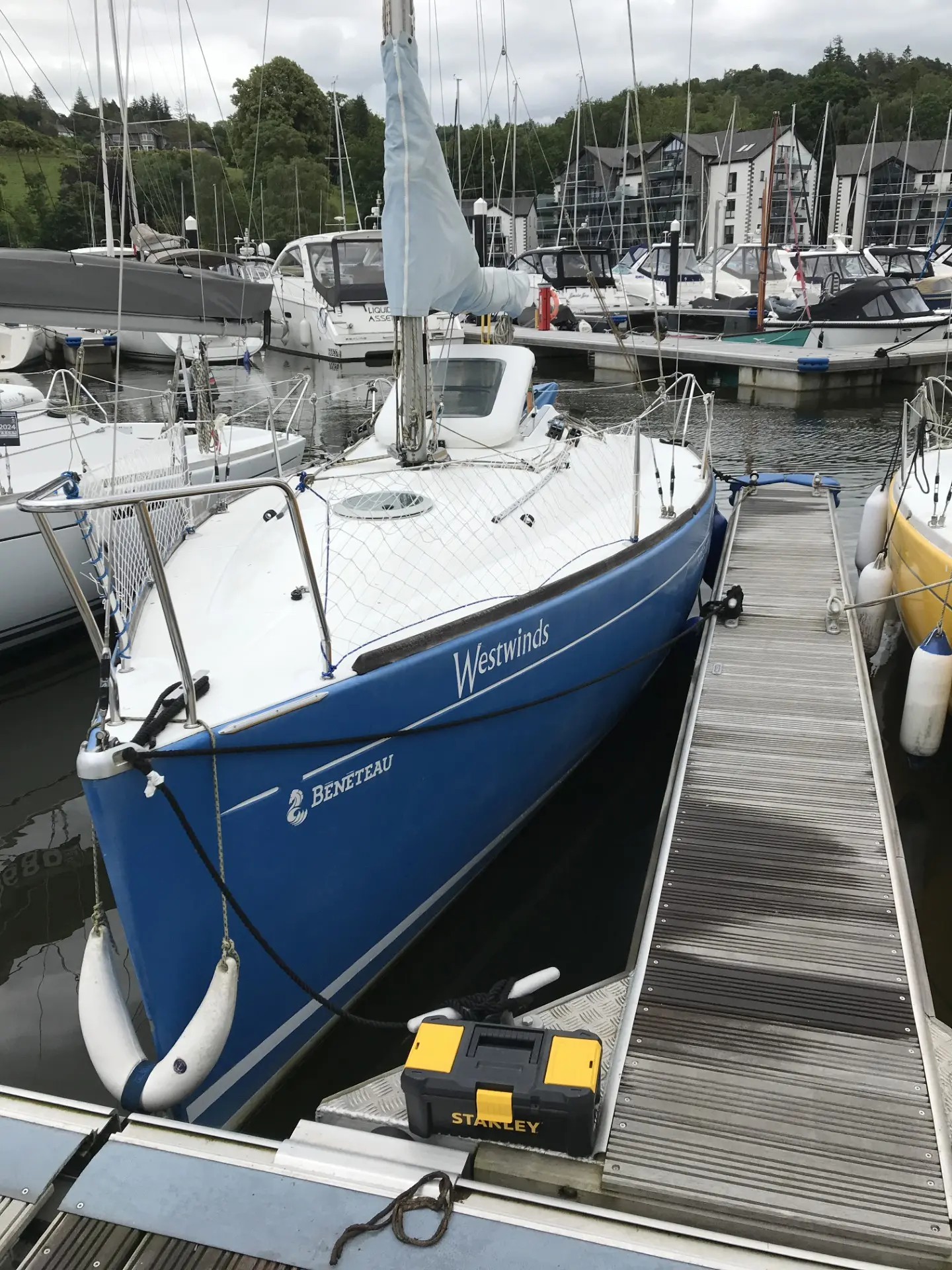 1998 Beneteau first 210