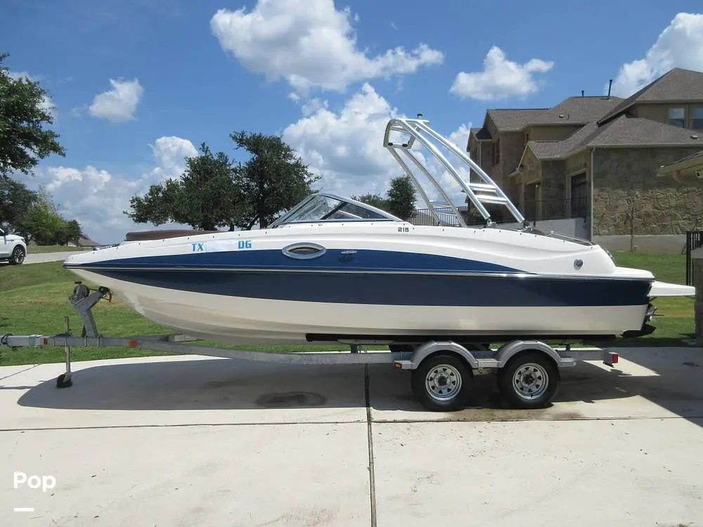 2014 Bayliner 215 deck boat