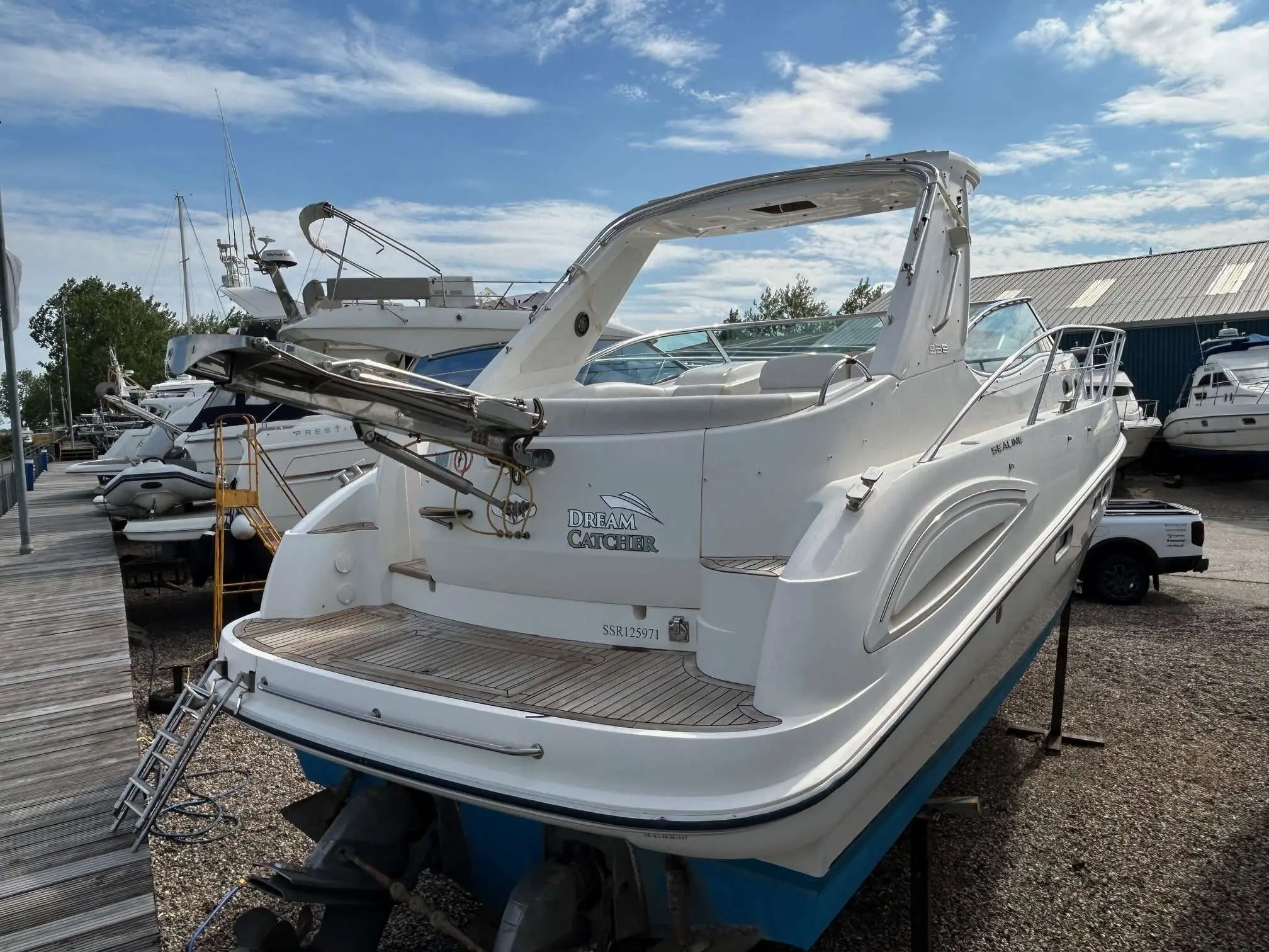 2007 Sealine s38