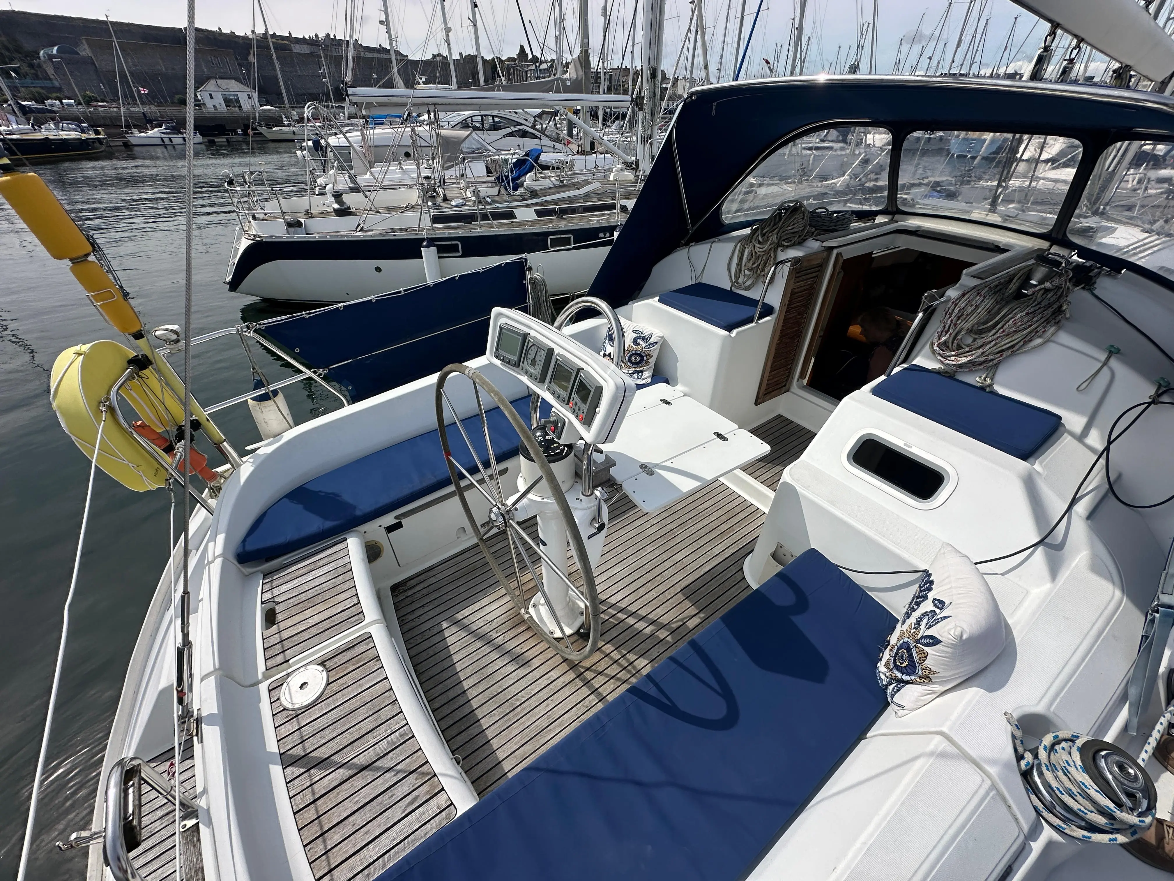 2001 Jeanneau sun odyssey 40 ds