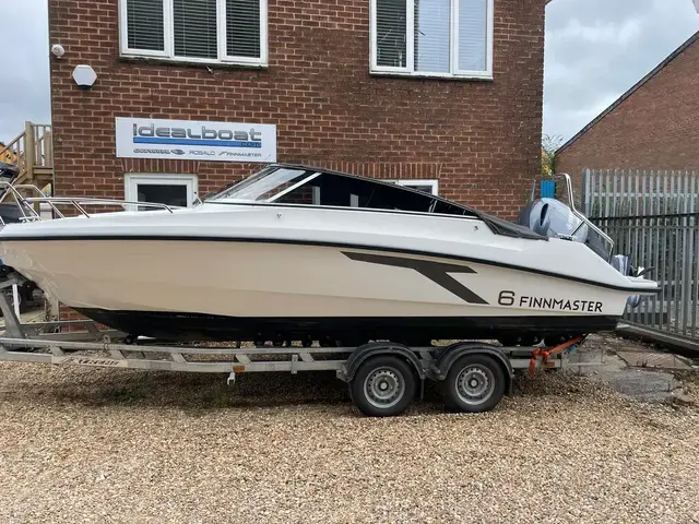 Finnmaster T6 Day Cruiser