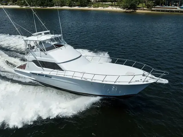 Hatteras Convertible