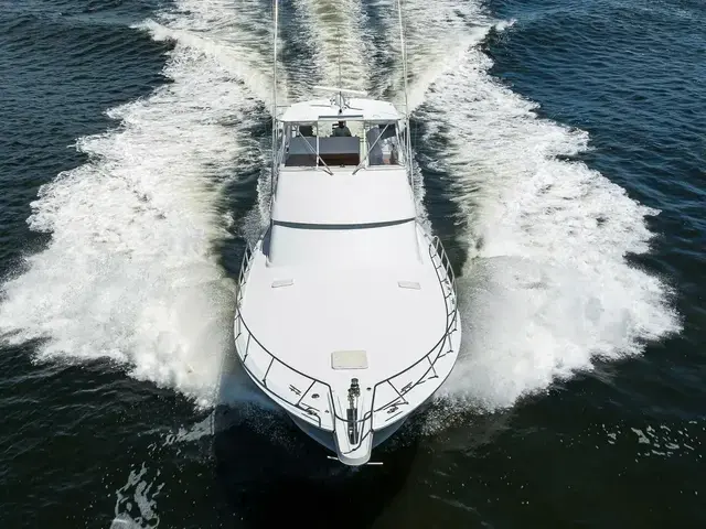 Hatteras Convertible