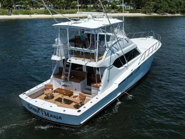 Hatteras Convertible