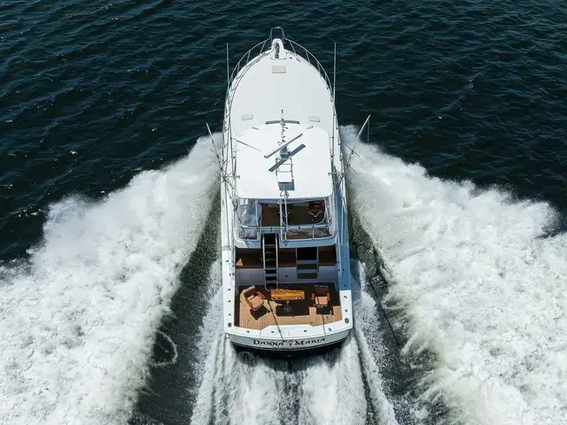 Hatteras Convertible