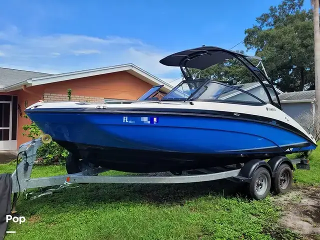 Yamaha Boats AR 210