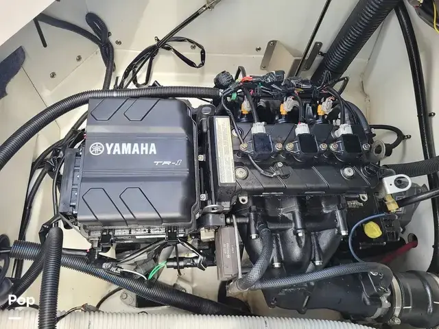 Yamaha AR 210