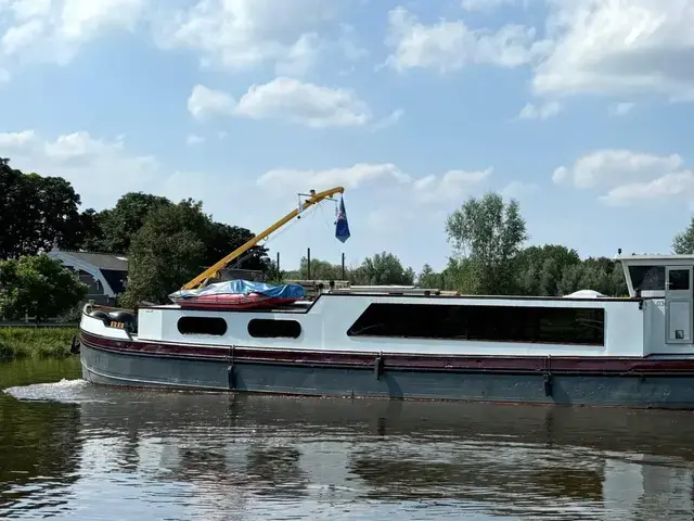 Motor Yacht Luxe Motor 27.70 VS Varend Woonschip