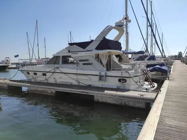 Fairline 43