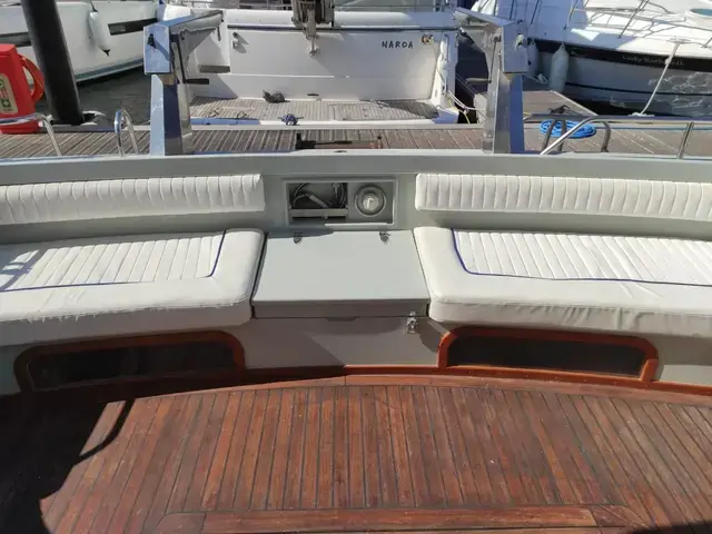 Fairline 43