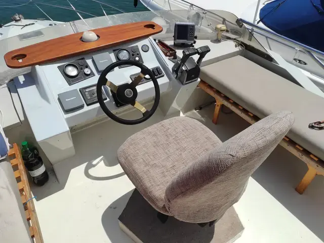 Fairline 43