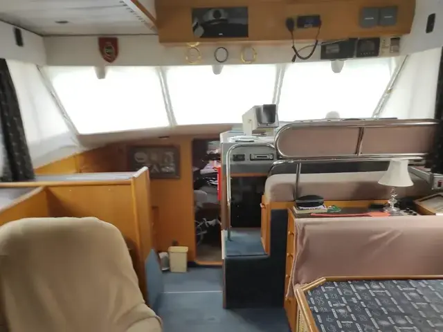 Fairline 43