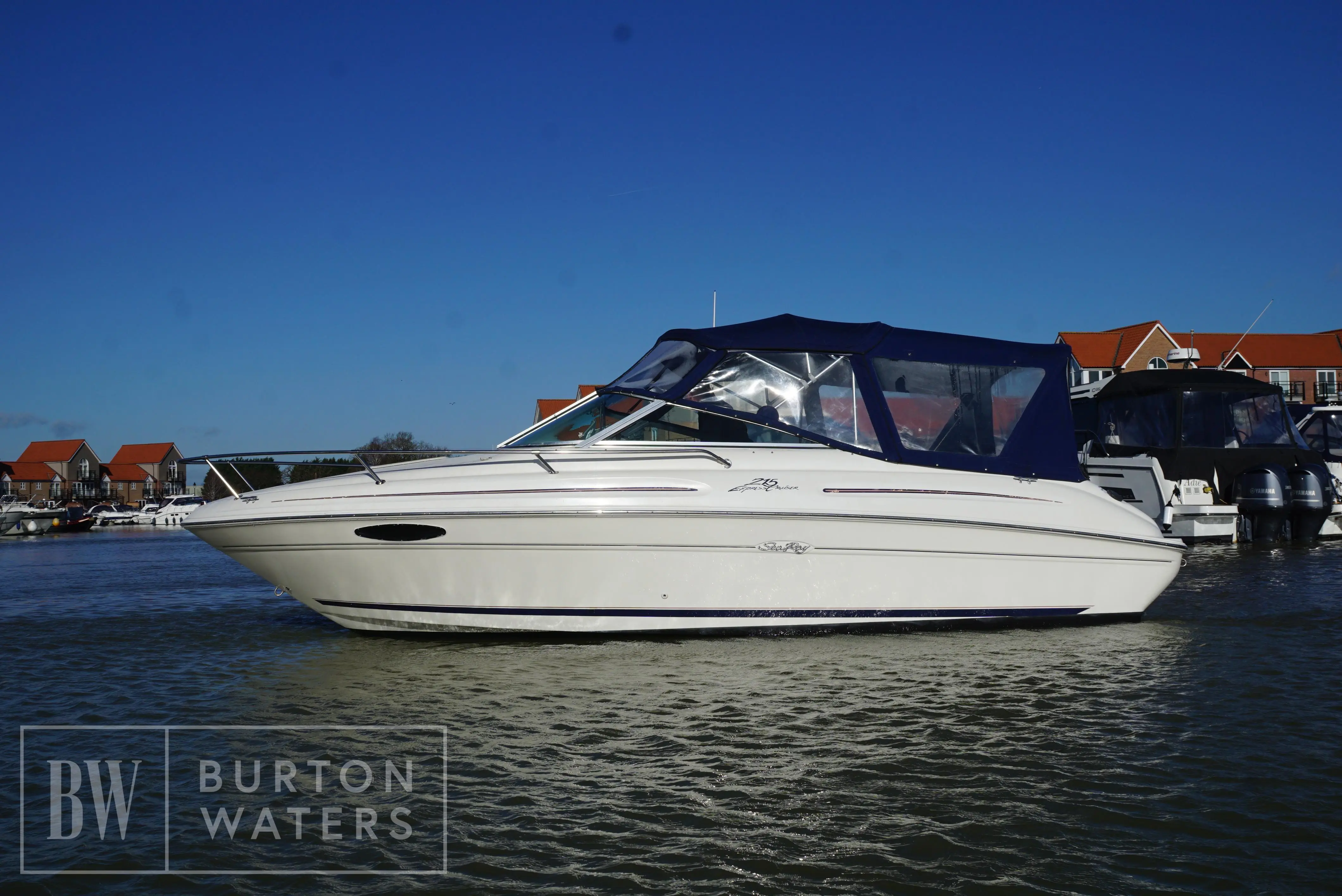 1997 Sea Ray 215 express cruiser