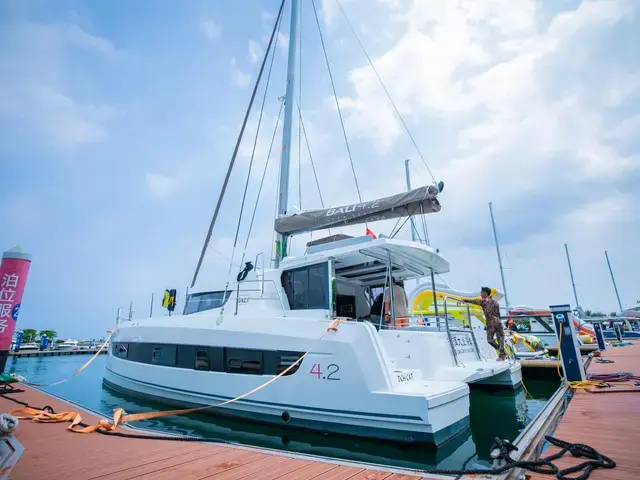 Bali Catamarans 4.2