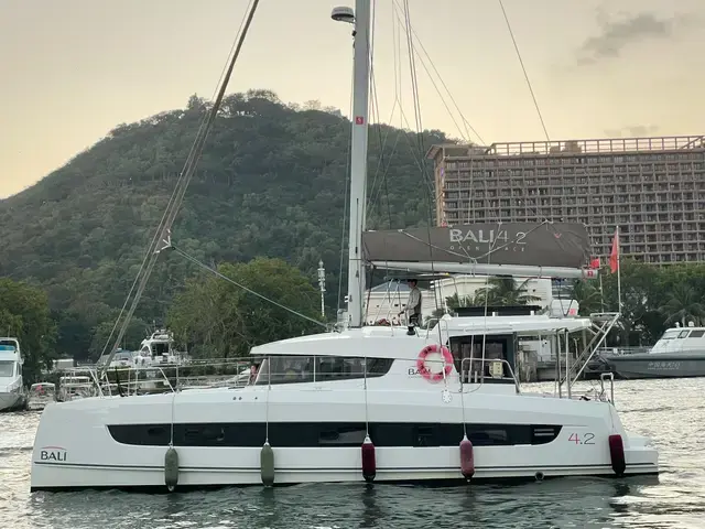 Bali Catamarans 4.2