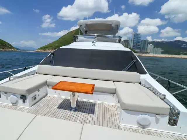 Azimut 66