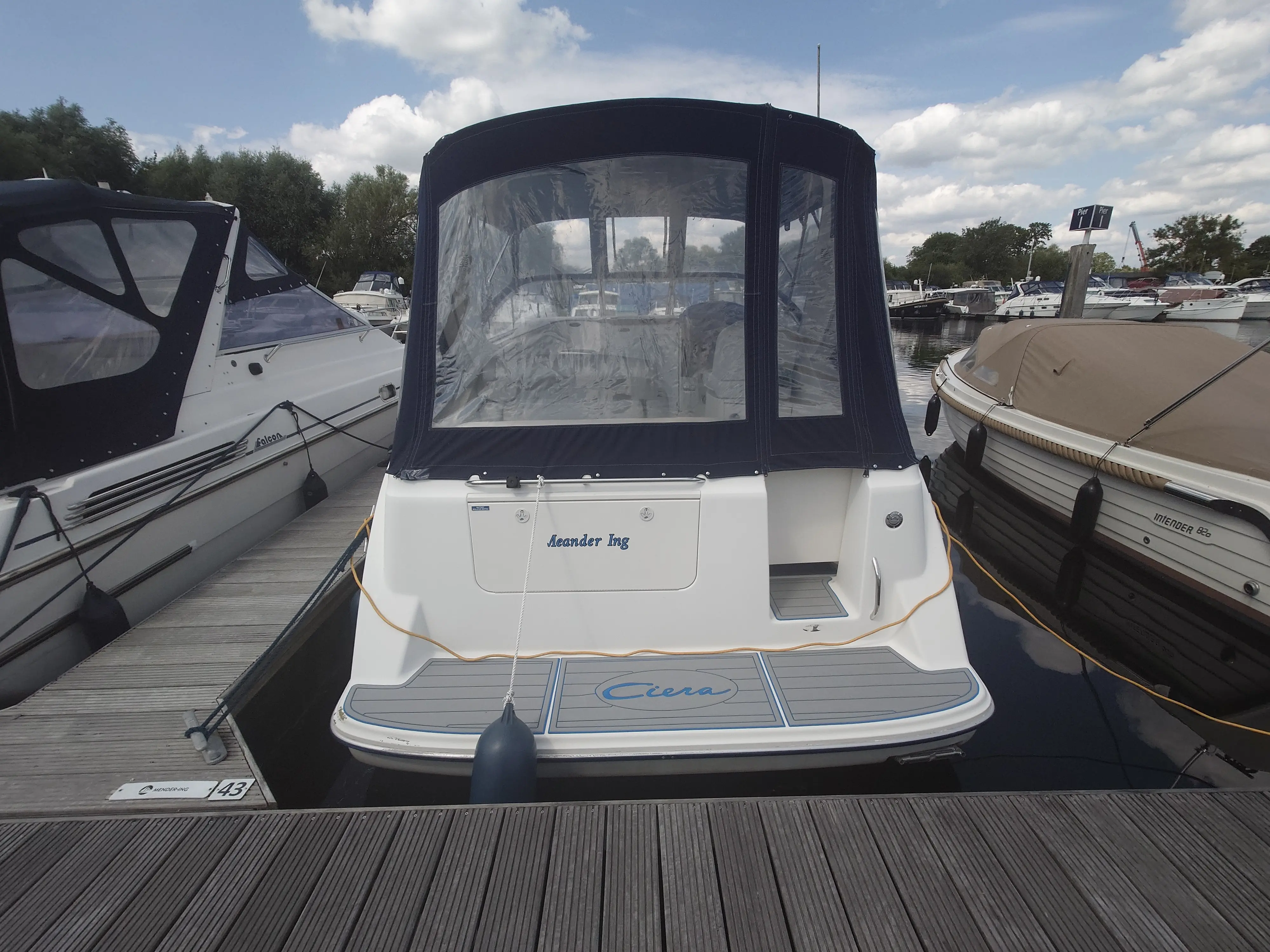 2003 Bayliner 285