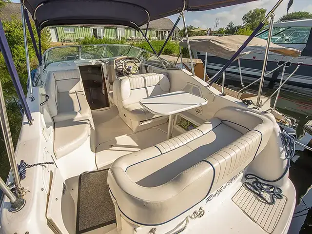 Chaparral 240 Signature