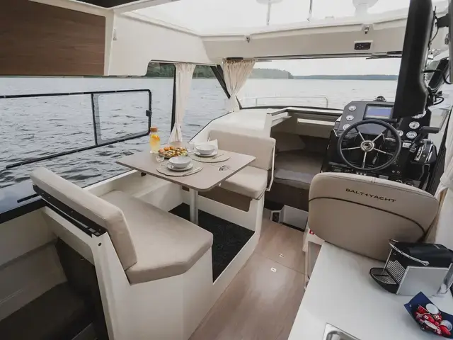 Balt Yacht SunCamper 31