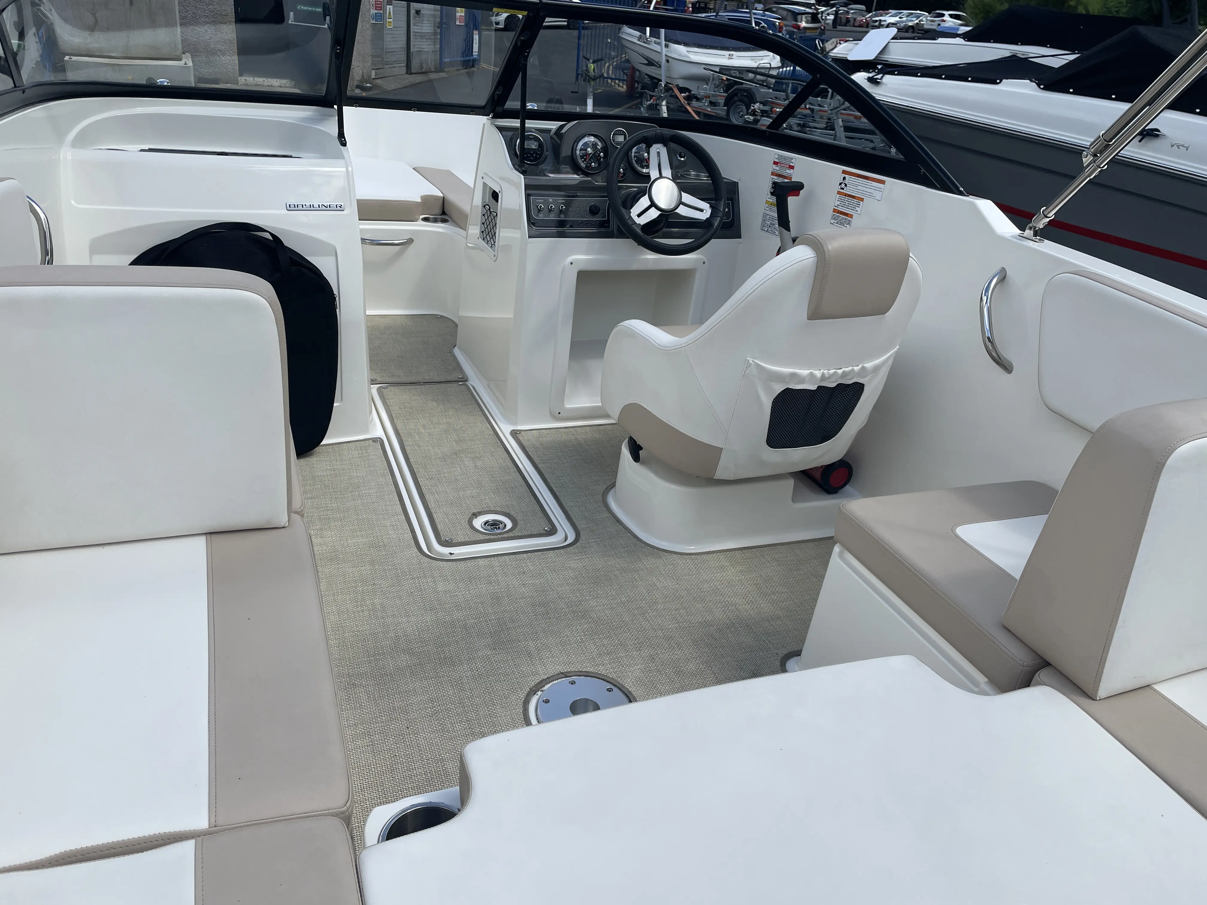 2019 Bayliner bowrider vr4