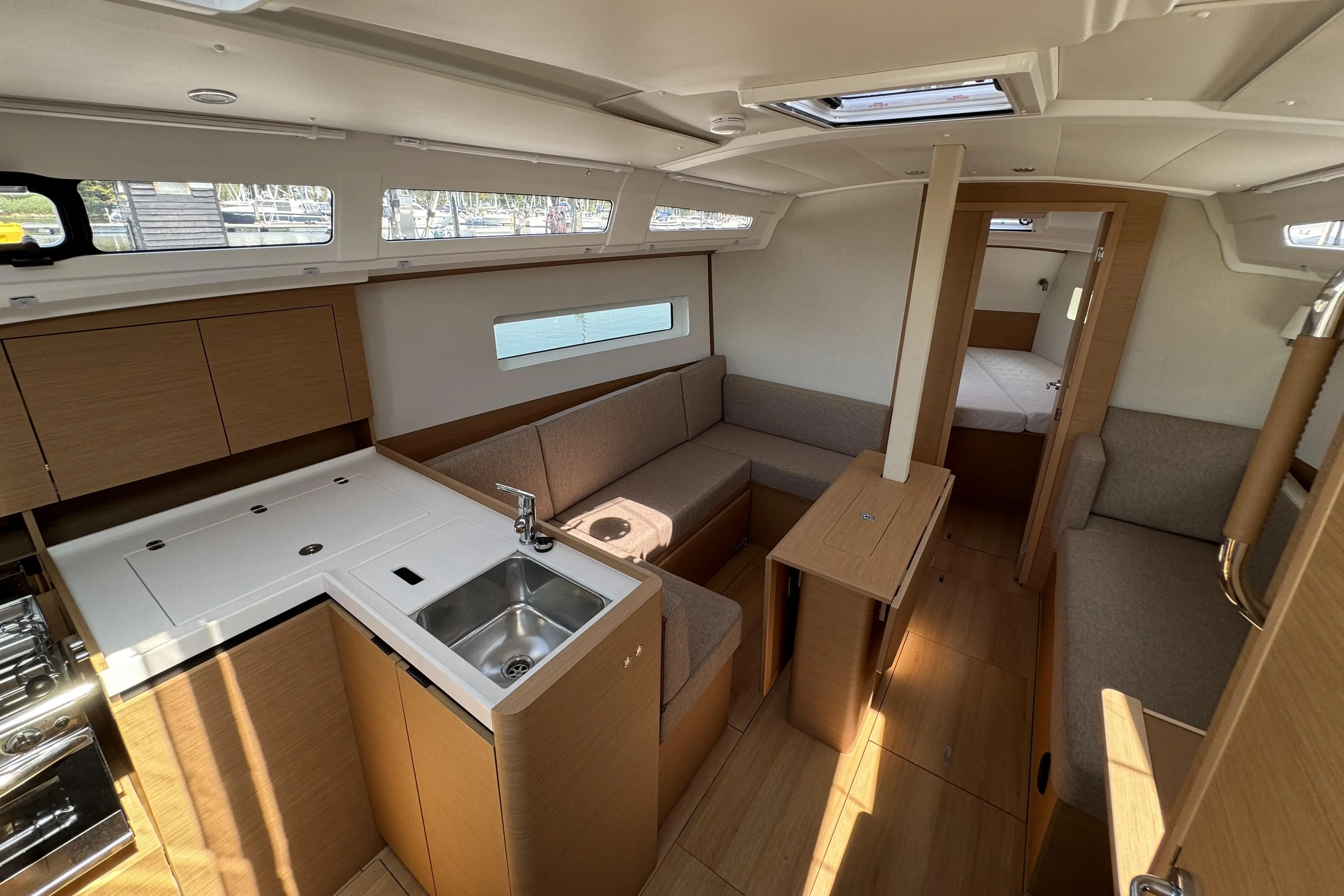 2023 Jeanneau sun odyssey 380