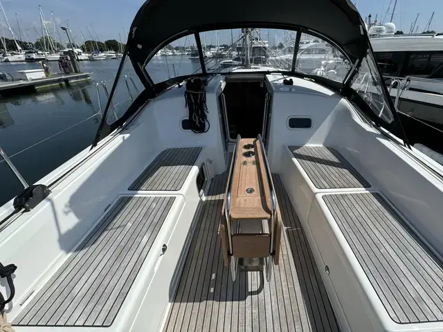 Jeanneau Sun Odyssey 380