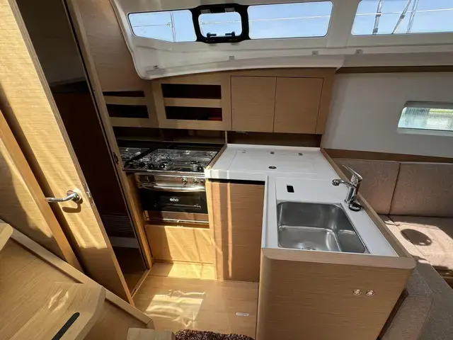 Jeanneau Sun Odyssey 380